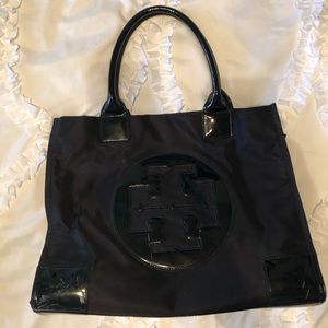 Ella Patent Tote (Large)